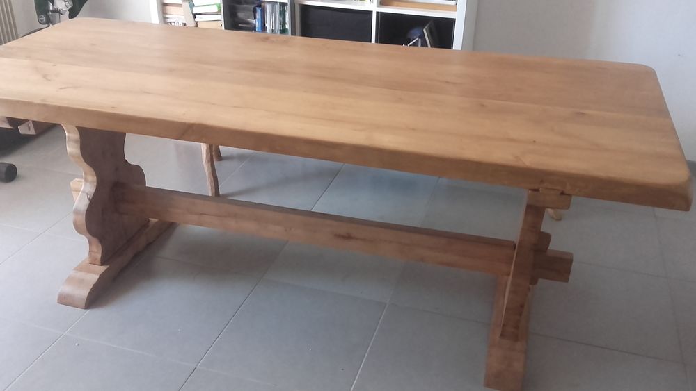 Table monast�re 550 Draguignan (83)