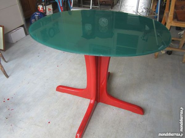 table ovale design relooqu�e 70 Le Creusot (71)