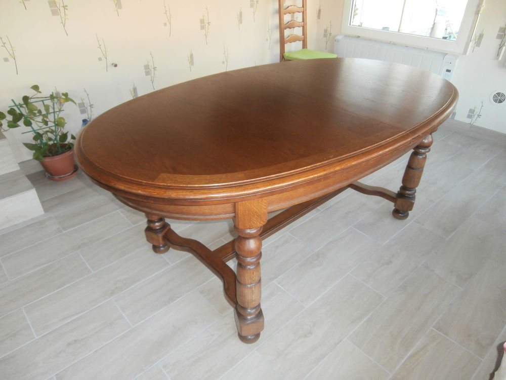 table plus 4 chaises 150 Cantenac (33)