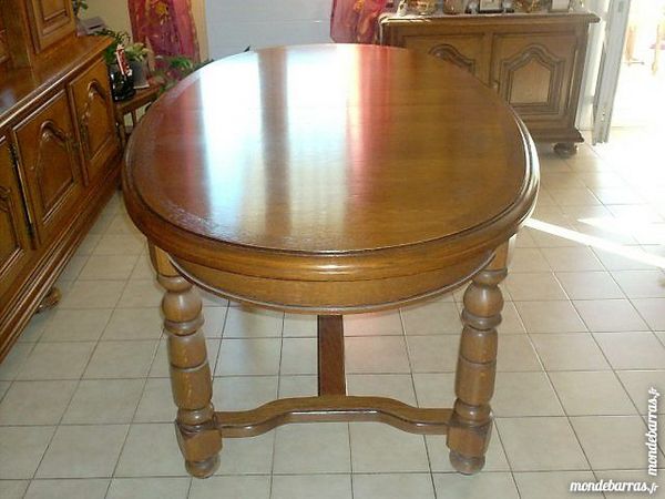 table rustique ovale plus 6 chaises assise paille 700 Fabr�gues (34)