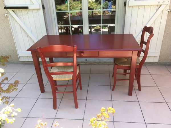 table vernie rouge + 5 chaises 500 Avrill� (49)