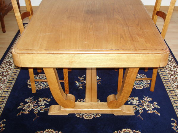 table 700 Parthenay (79)