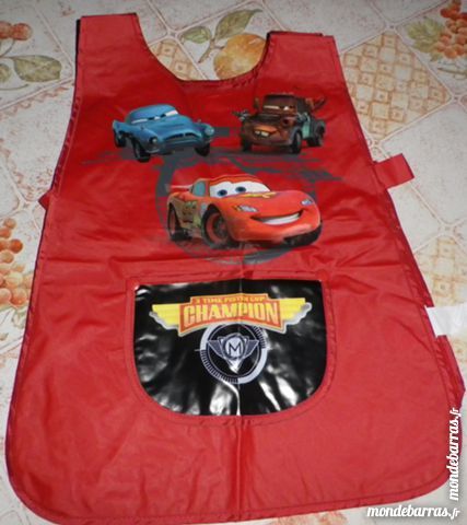 TABLIER CARS POUR MATERNELLE OU CP 3 Attainville (95)