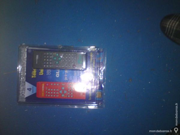 TELE COMMANDE MONDE UNIVERSZL 10 Fr�jus (83)