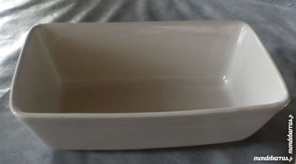 TERRINE EN FAIENCE BLANCHE 5 Attainville (95)