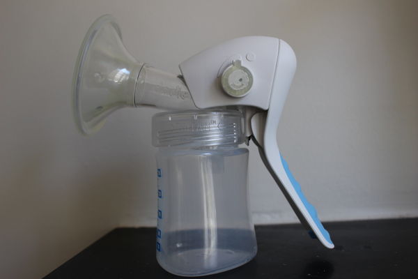 Tire-lait manuel Dodie 10 Paris 15 (75)