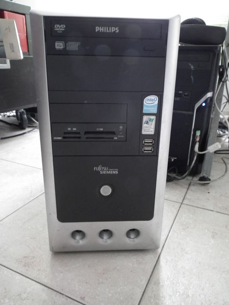 tour pc de marque phillips 40 Marseille 2 (13)