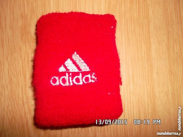 tour de poignet rouge ADIDAS*juste 2e*kiki60230 2 Chambly (60)
