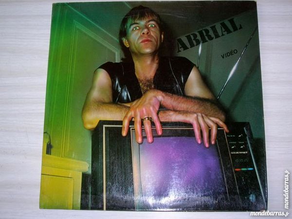 33 TOURS ABRIAL Vid�o 22 Nantes (44)