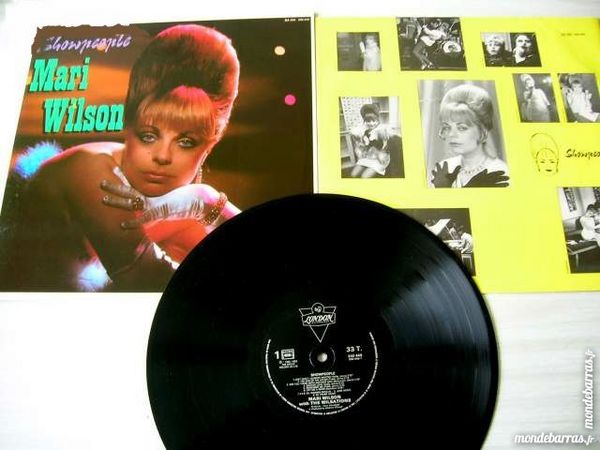 33 TOURS MARI WILSON Showpeople 11 Nantes (44)