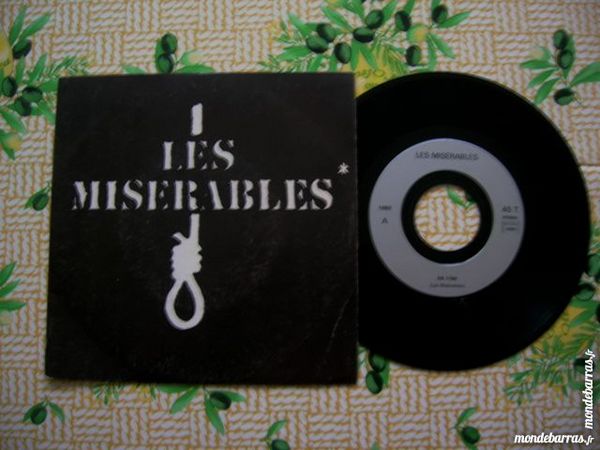 45 TOURS LES MISERABLES En 1789 - PUNK 38 Nantes (44)