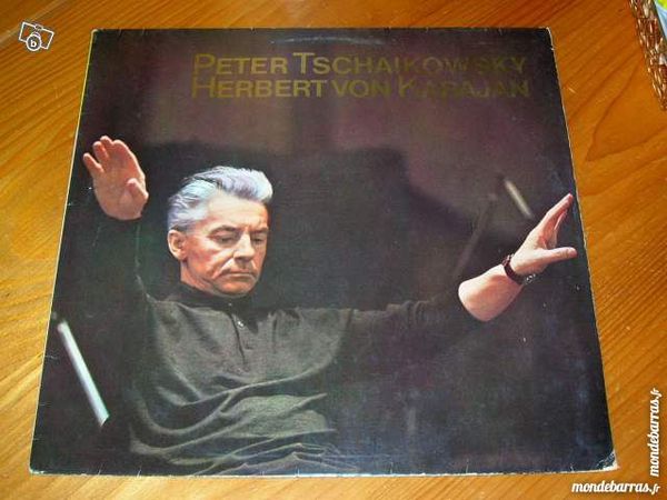 33 Tours PETER TSCHAIKOWSKY/HERBERT VON KARAJAN 7 Nantes (44)