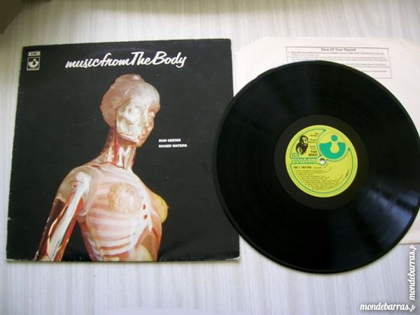 33 TOURS ROGER WATERS/R.GEESIN Music from the Body 57 Nantes (44)