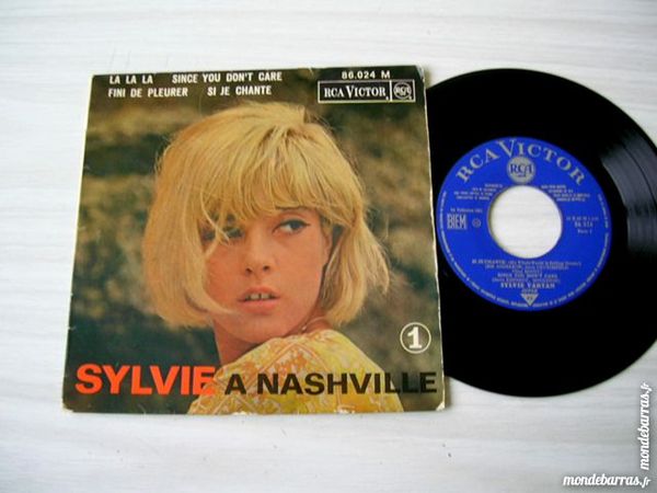 45 TOURS EP SYLVIE VARTAN A NASHVILLE La la la 11 Nantes (44)