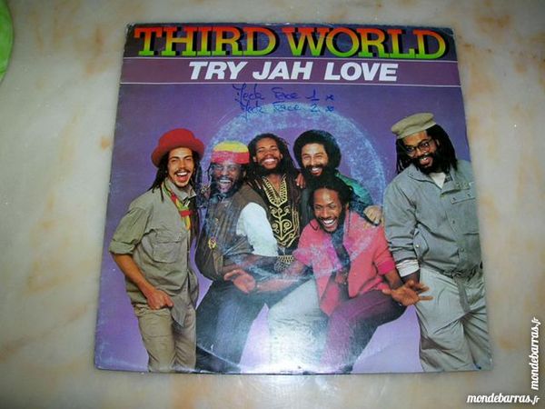 45 TOURS THIRD WORLD Try jah love 5 Nantes (44)