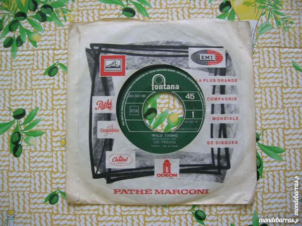 45 TOURS LES TROGGS Wild thing - JUKEBOX 20 Nantes (44)