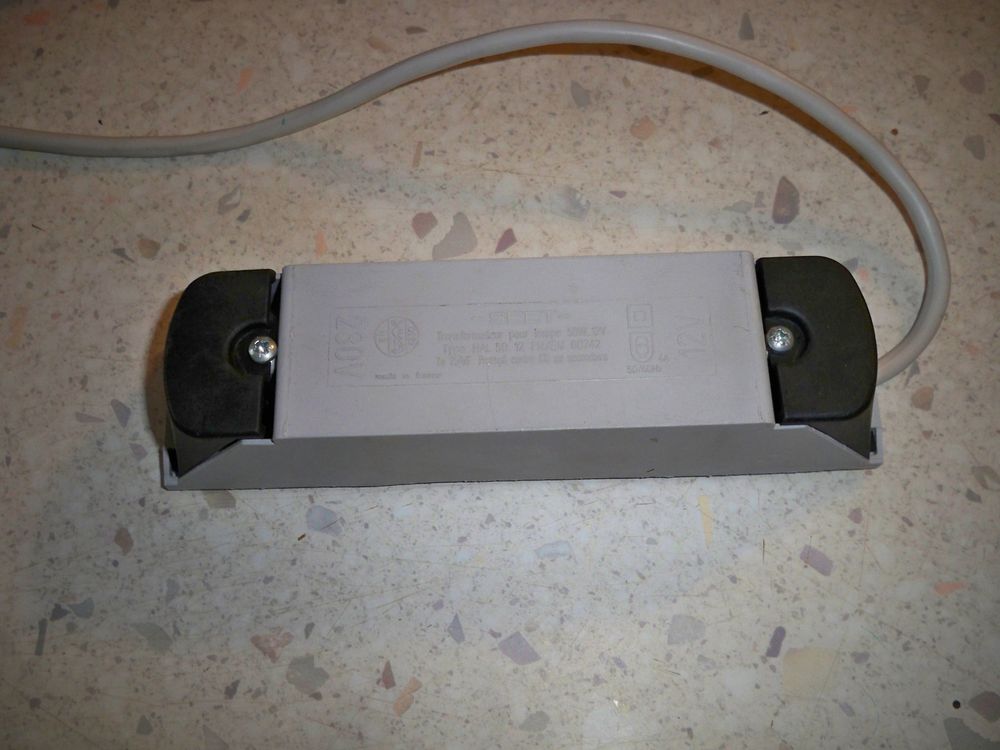 Lot de 5 tranfos TBT 220 / 12v 50 w pour spots 20 �tr�chy (91)