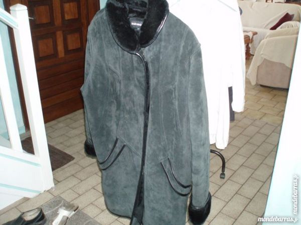 TRES BEAU MANTEAU 1 Bonson (42)