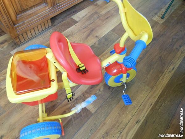 tricycle OUI OUI pa5 9 Gr�zieu-la-Varenne (69)