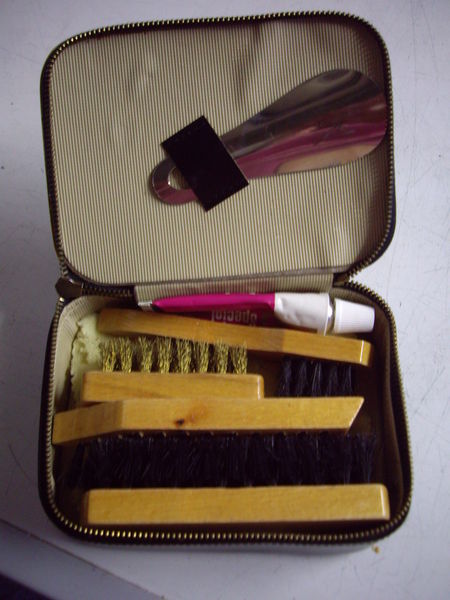 Trousses de voyage SET � chaussures � 0,80 � -Neuves 1 Bouxwiller (67)