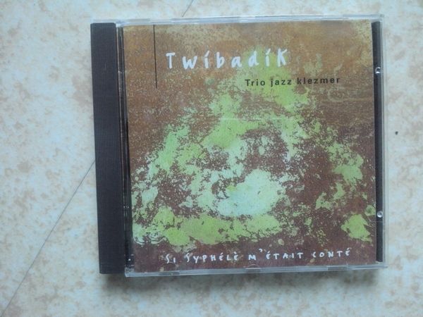 TWIBADIK
TRIO JAZZ KLEZMER
SI SYPH�L� M'�TAIT CONT� - 2002 0 Massy (91)