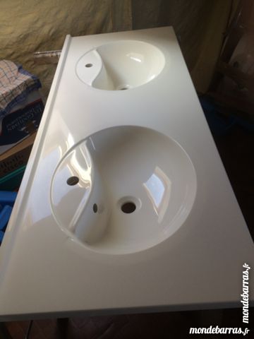 vasque neuve en poudre de marbre 100 Solli�s-Pont (83)