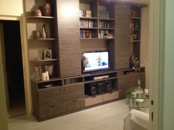 Vend meuble ou biblioth�que en bois  en bonne �tat 850 Paris 13 (75)