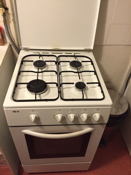 vends gazini�re/four 60 Malakoff (92)