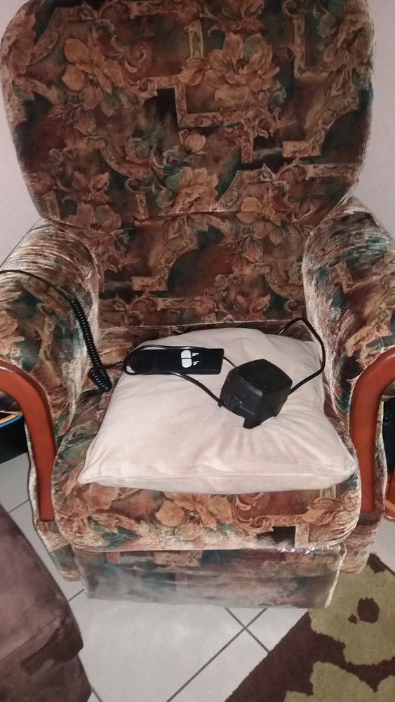 Vends 250 Fy� (72)