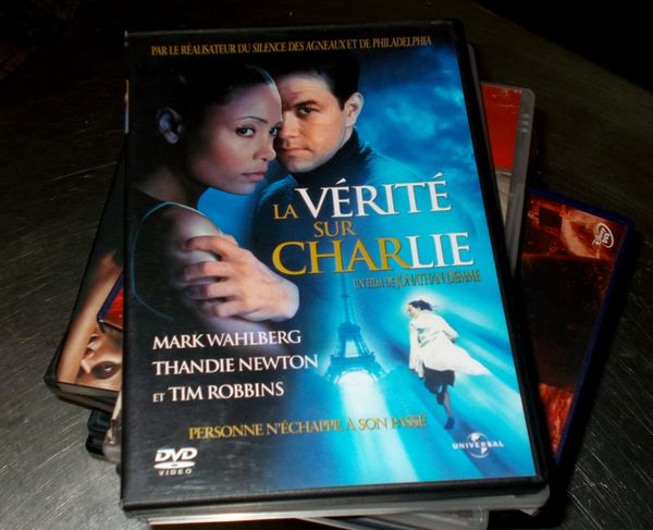 Dvd la v�rit� sur charlie film de jonathan demme 5 Monflanquin (47)