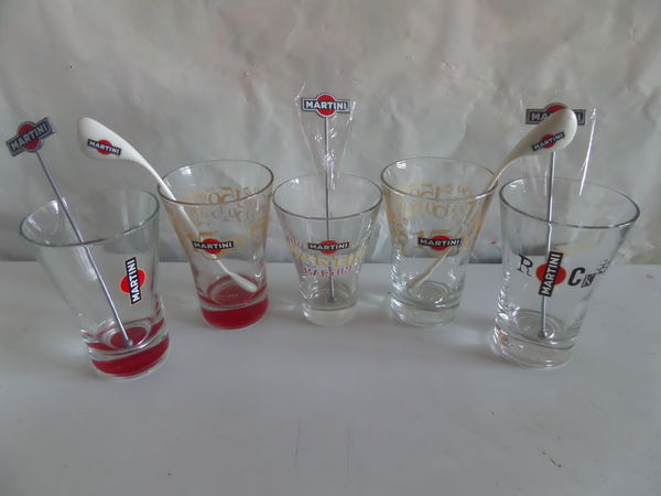 verres de martini tous differents 15 Lyon 8 (69)