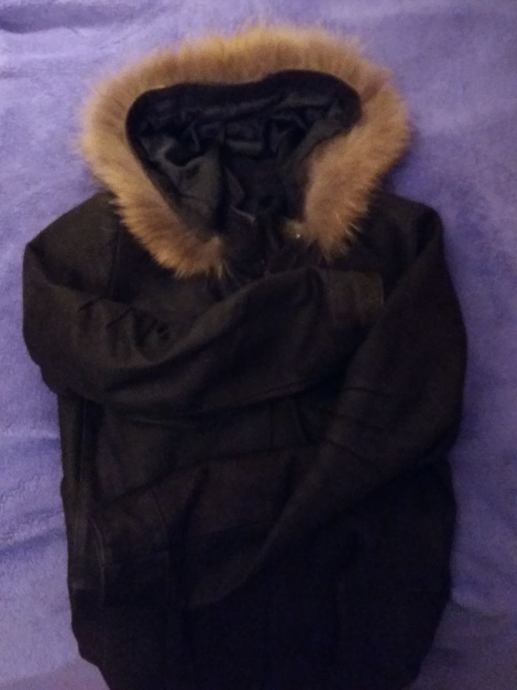 Veste cuir avec col en fourrure 850 Franconville (95)