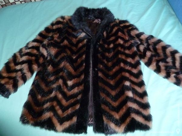 Veste imitation fourrure 65 Lyon 2 (69)