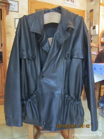 2 VESTES CUIR HOMME T 56/58 120 Nanteau-sur-Lunain (77)