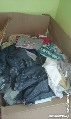 v�tements gar�on 12/18/24 mois 20 Tourcoing (59)