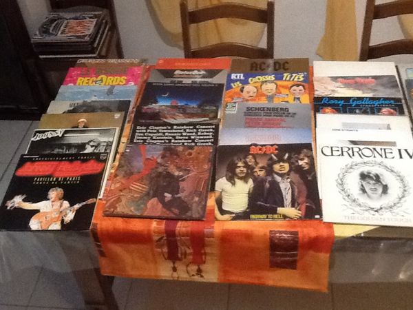 Vinyls 33 tours tout type de musique. 0 Le Mans (72)