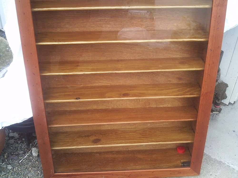 VITRINE MURALE 80 Villedieu-la-Blou�re (49)