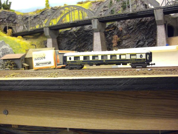 voiture CIWL echelle N 12 Saint-Quentin (02)