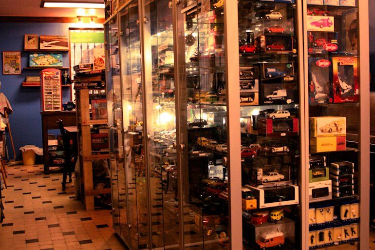 Voitures 1/43 10 Toulon (83)