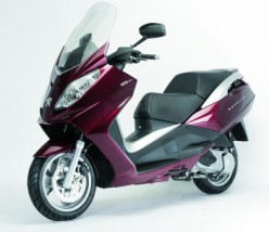 Peugeot_Satelis125_1