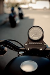 Harley-Davidson Iron 883 tableau de bord.jpg