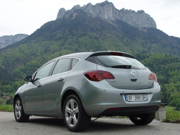 Opel Astra 8.jpg
