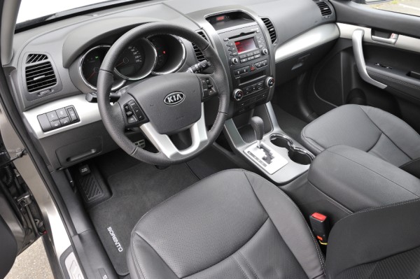 Kia Sorento 18.jpg