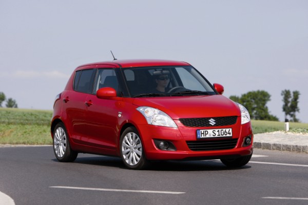 Suzuki Swift 2010 1.jpg