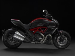 Ducati Diavel 1.jpg