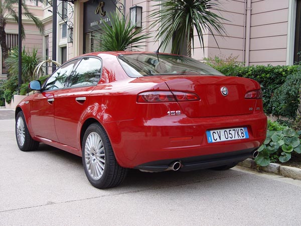 Essai Alfa Romeo 159 2005 : ravageuse !