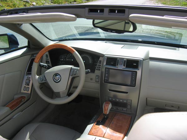 Essai Cadillac XLR 2004 (8)
