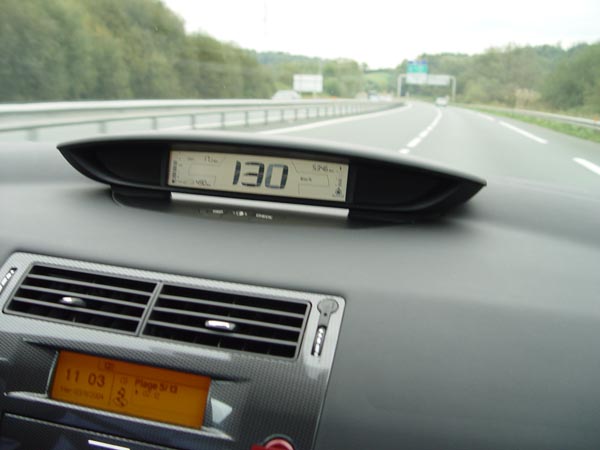 Essai Citroën C4 Coupé et Berline 2004 (7)