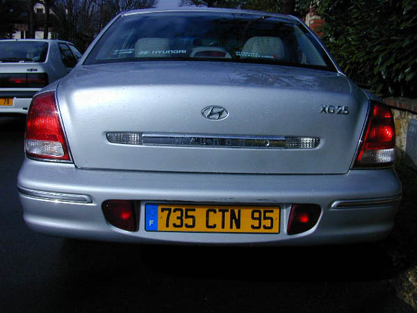 Essai Hyundai XG 2,5 V6 GLS 1999 (2)