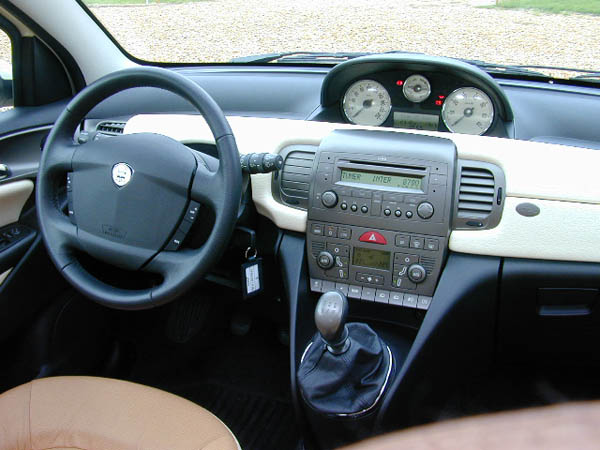 Essai Lancia Ypsilon 2003 (2)